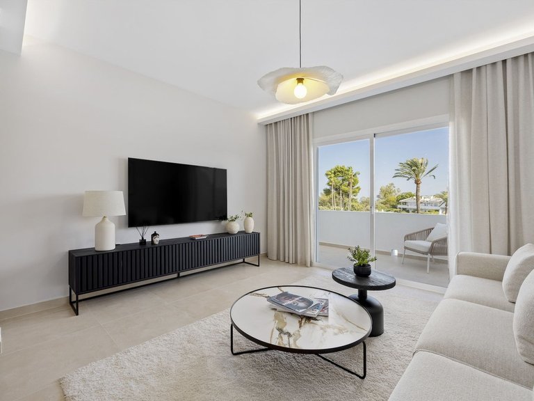 Apartment for Sale  in Marbella, Malaga 6