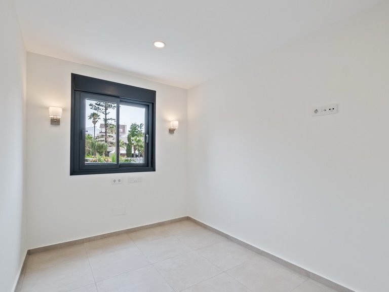 Apartment for Sale  in Torremolinos, Malaga 28