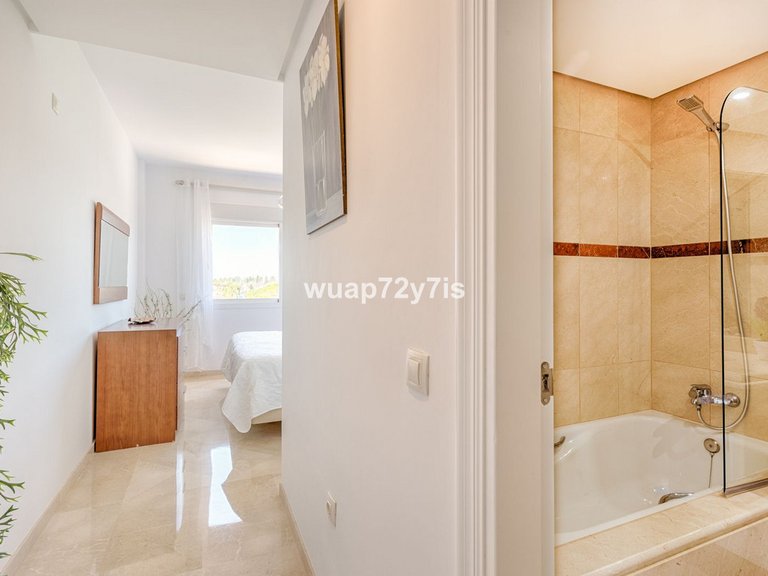 Apartment for Sale  in Estepona, Malaga 18
