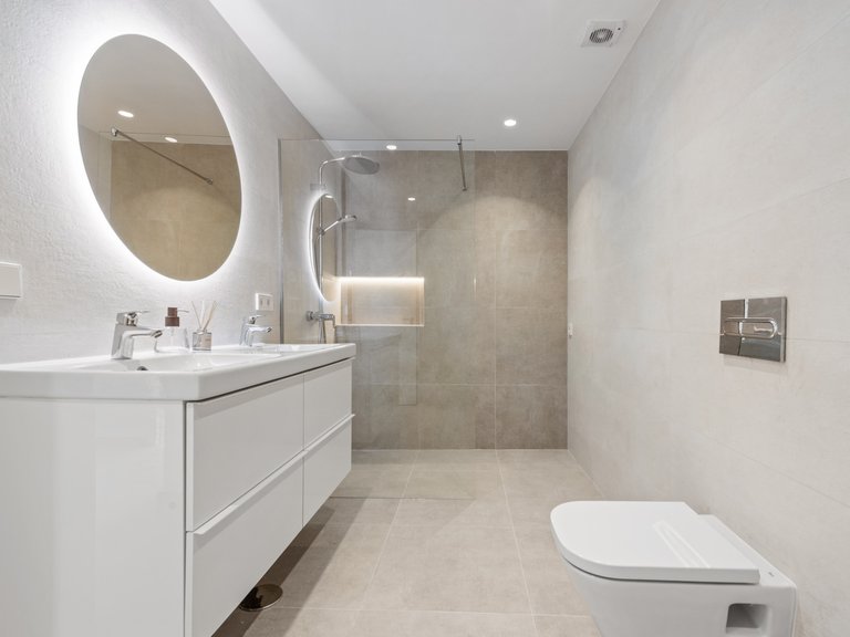 Apartment for Sale  in Marbella, Malaga 14