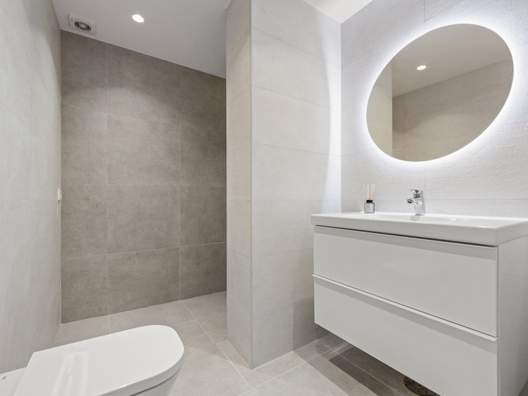 Apartment for Sale  in Marbella, Malaga 18