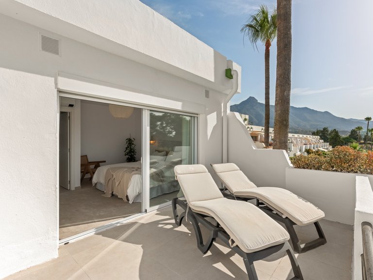 Apartment for Sale  in Marbella, Malaga 12