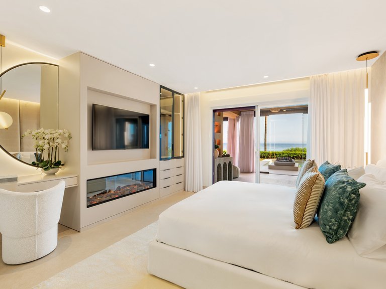 Apartment for Sale  in Estepona, Malaga 19