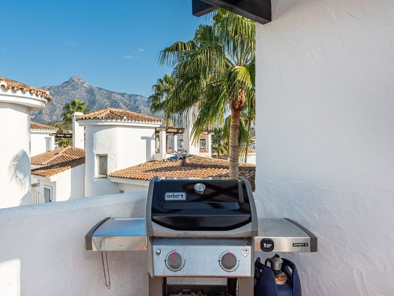 Apartment for Sale  in Marbella, Malaga 4