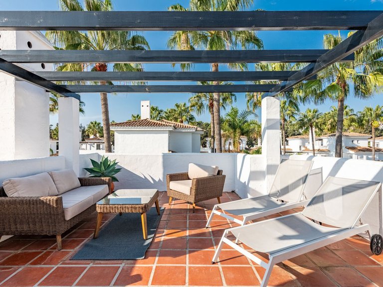 Apartment for Sale  in Marbella, Malaga 1