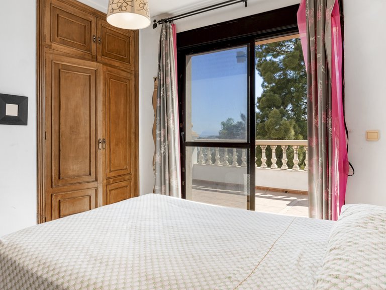 Apartment for Sale  in Estepona, Malaga 32