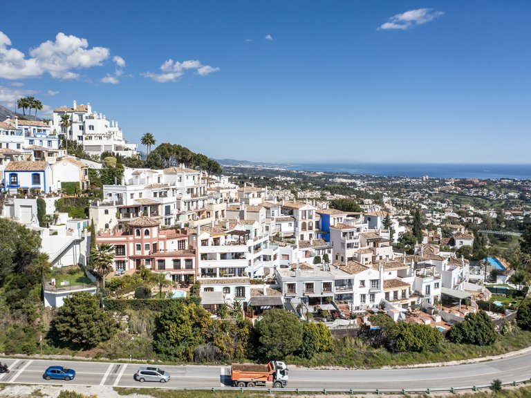 Apartment for Sale  in Benahavis, Malaga 32