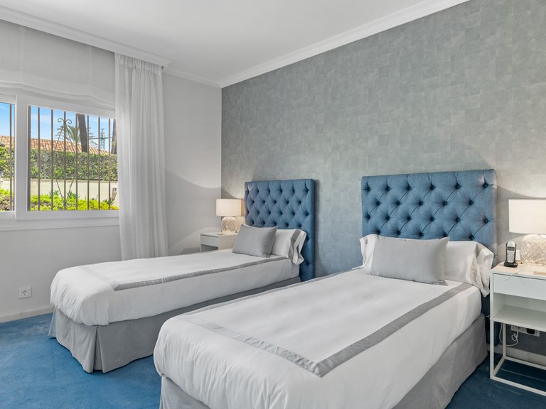Apartment for Sale  in Marbella, Malaga 60