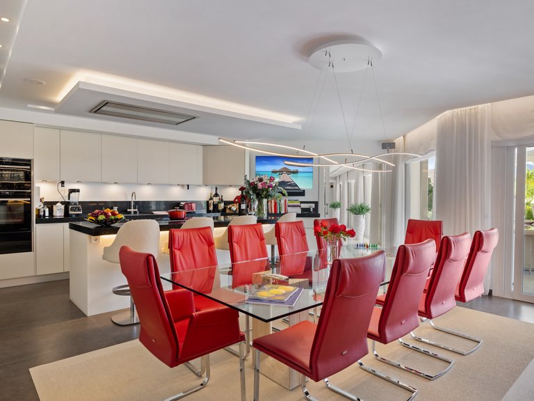 Apartment for Sale  in Marbella, Malaga 17