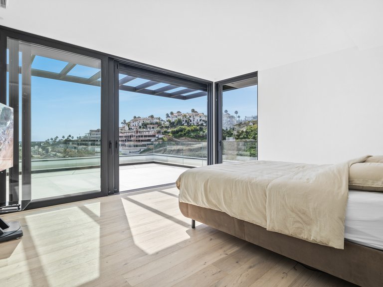 Apartment for Sale  in Benahavis, Malaga 31
