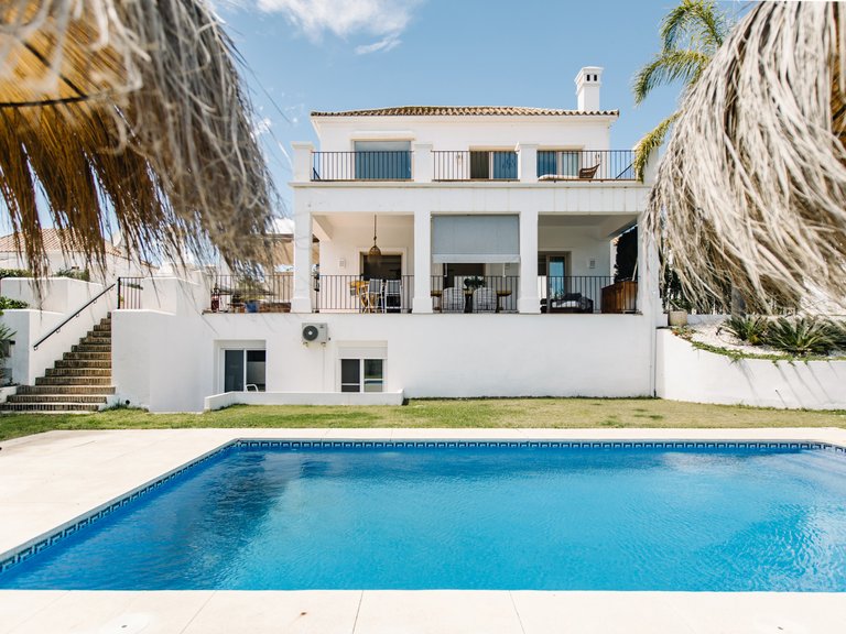 Apartment for Sale  in Estepona, Malaga 1