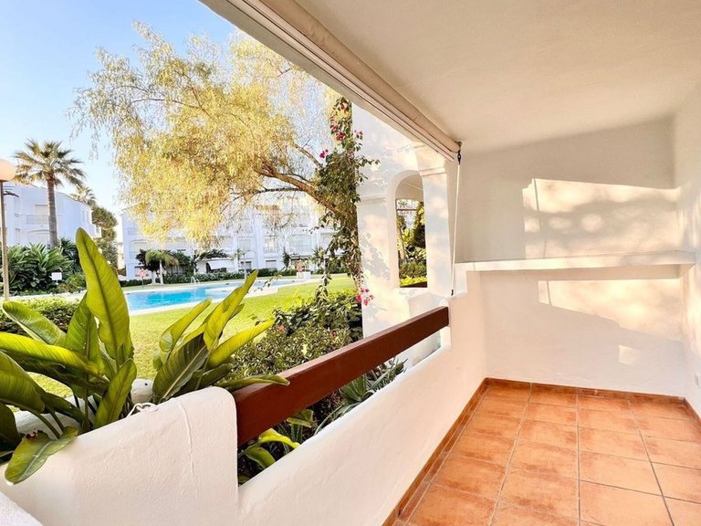 Apartment for Sale  in Estepona, Malaga 1