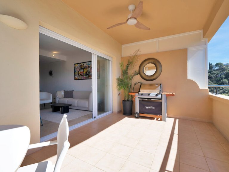 Apartment for Sale  in Marbella, Malaga 15