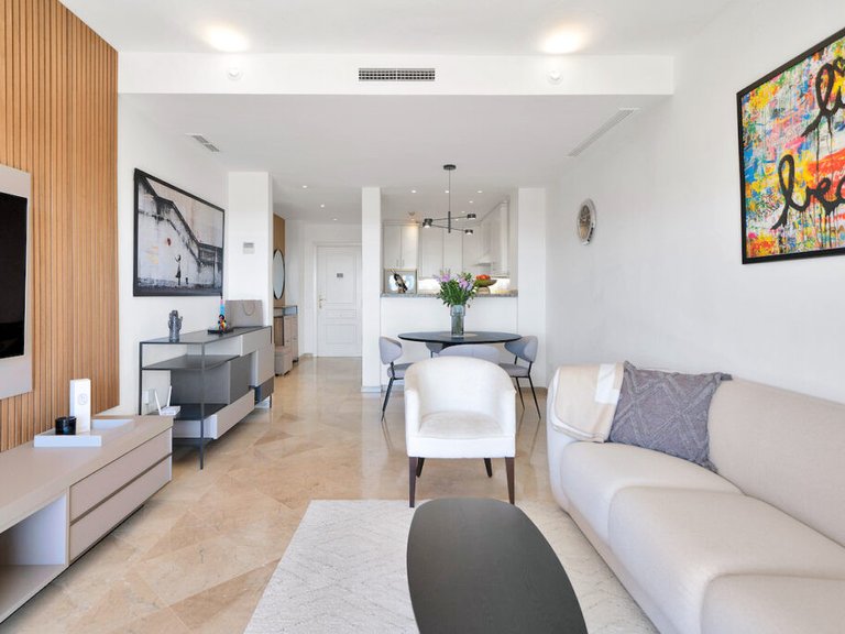 Apartment for Sale  in Marbella, Malaga 12