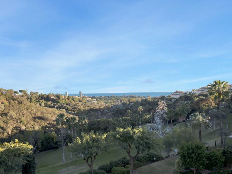 Apartment for Sale  in Marbella, Malaga 33
