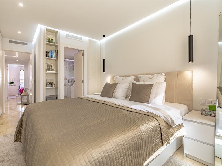 Apartment for Sale  in San Pedro De Alcantara, Malaga 11