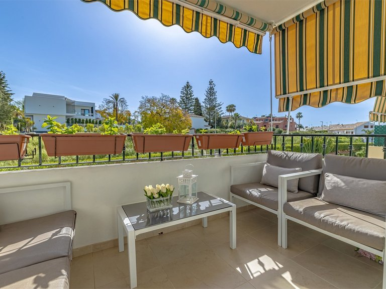 Apartment for Sale  in San Pedro De Alcantara, Malaga 1