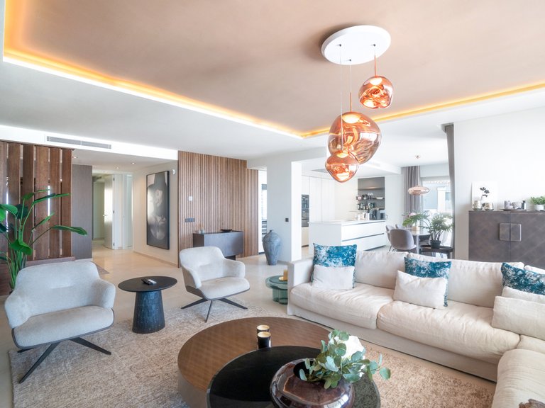 Apartment for Sale  in Marbella, Malaga 28
