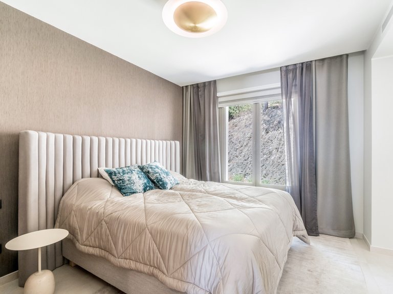 Apartment for Sale  in Marbella, Malaga 18
