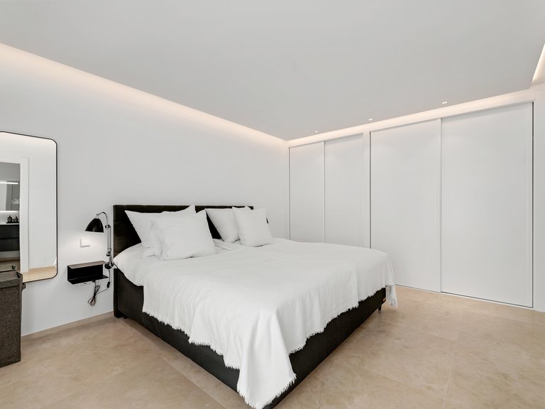 Apartment for Sale  in Marbella, Malaga 12