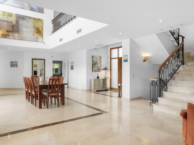 Villa for Sale in Benahavis, Malaga 4