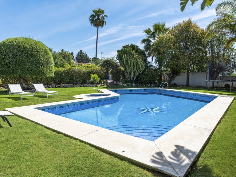 Villa for Sale in Benahavis, Malaga 46