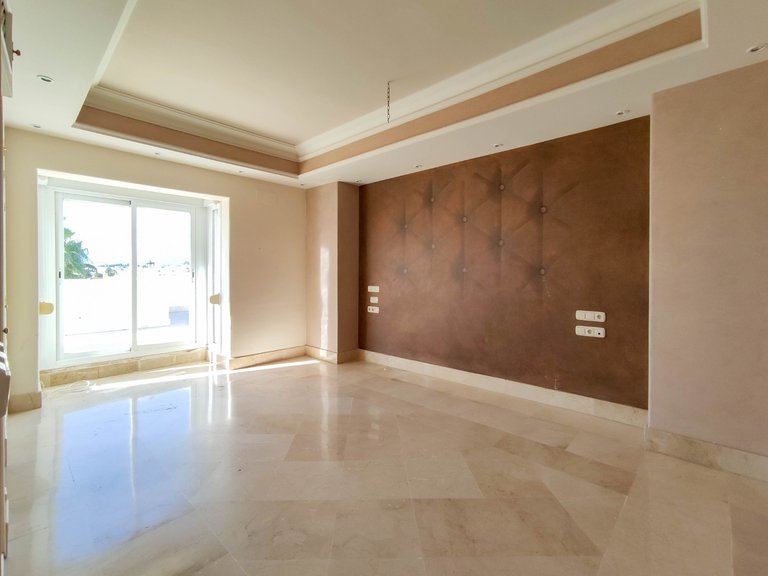 Penthouse for Sale in Lorcrimar, Marbella, Malaga 29