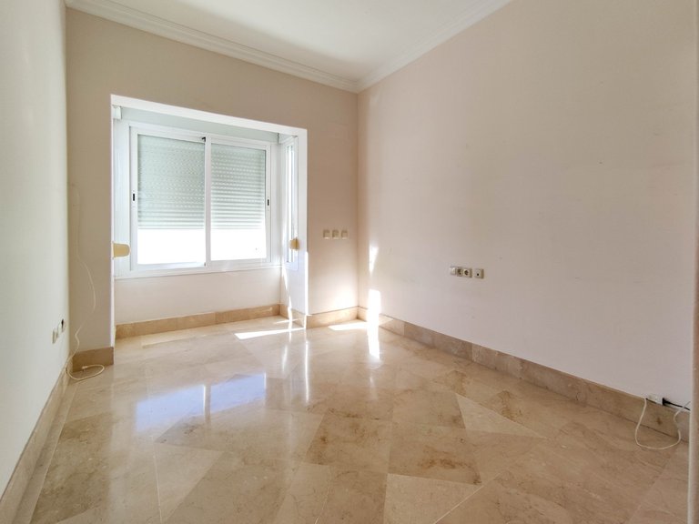 Penthouse for Sale in Lorcrimar, Marbella, Malaga 27
