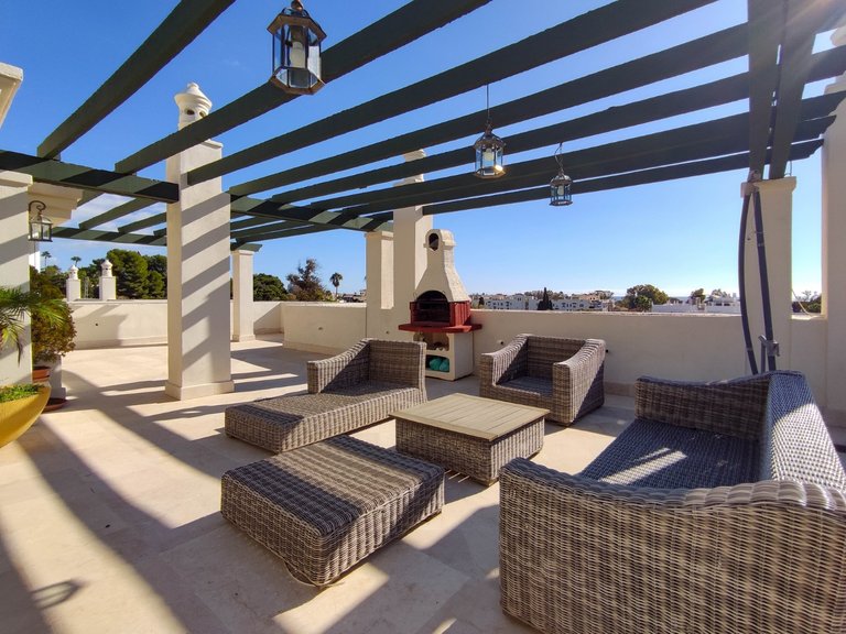 Penthouse for Sale in Lorcrimar, Marbella, Malaga 8