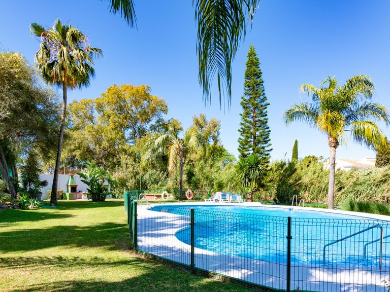 Town House for Sale in Estepona, Malaga 31