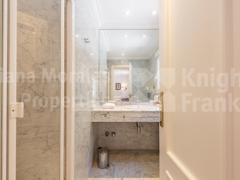 Villa for Sale in Marbella, Malaga 28