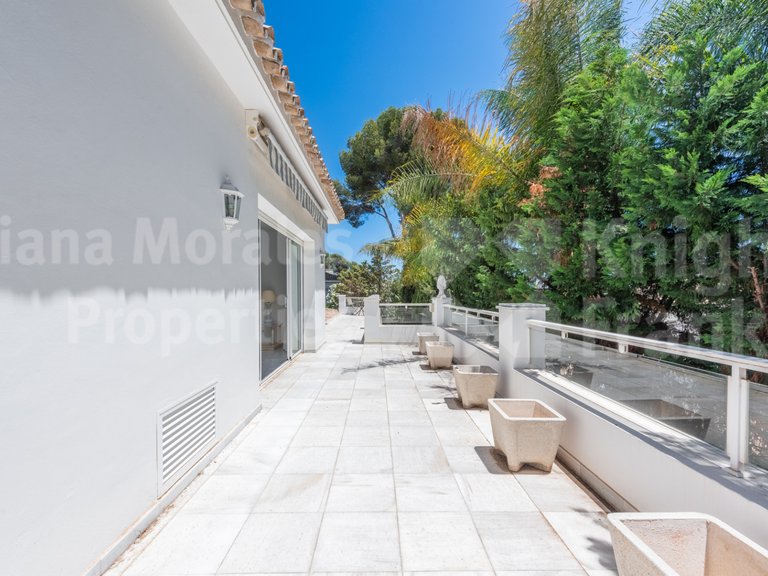 Villa for Sale in Marbella, Malaga 38