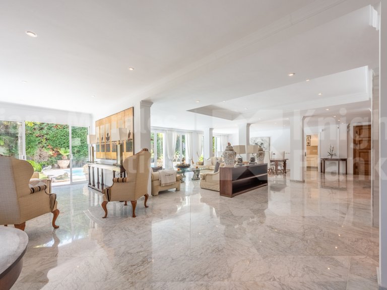 Villa for Sale in Marbella, Malaga 7