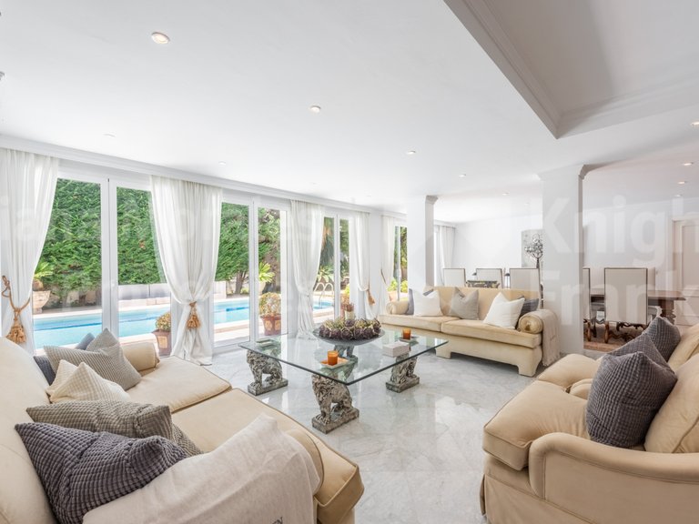 Villa for Sale in Marbella, Malaga 4