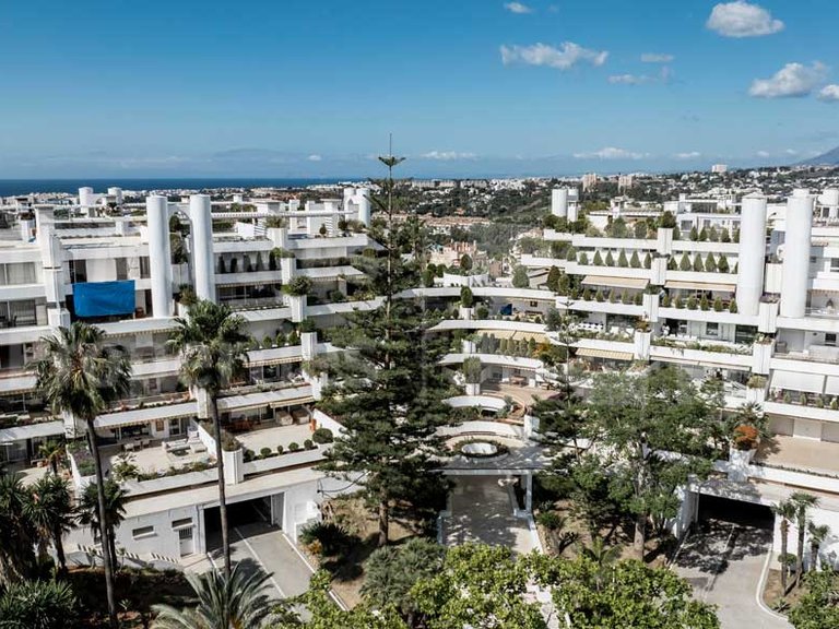 Apartment for Sale in Marbella, Malaga 32