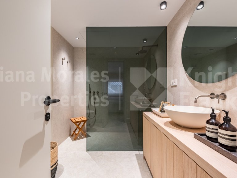 Town House for Sale in Marbella, Malaga 25