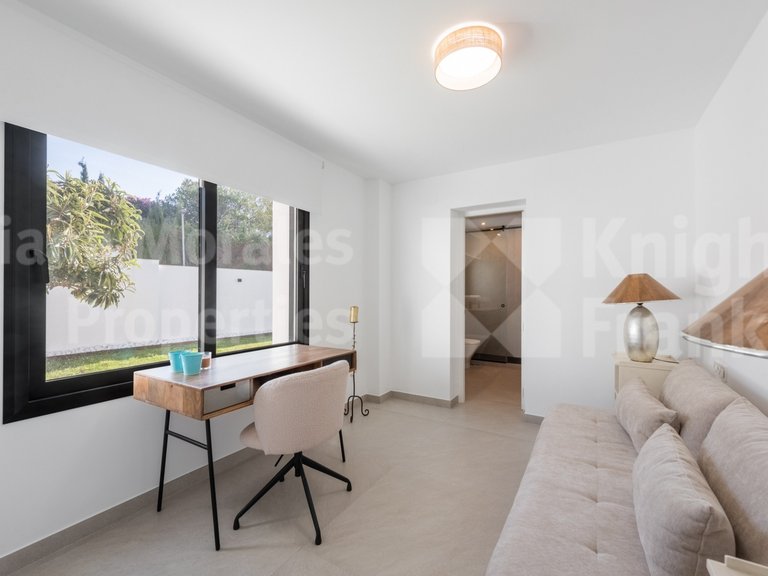 Villa for Sale in San Pedro De Alcantara, Malaga 20