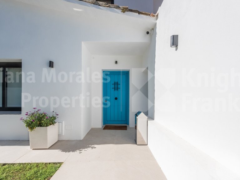 Villa for Sale in San Pedro De Alcantara, Malaga 37