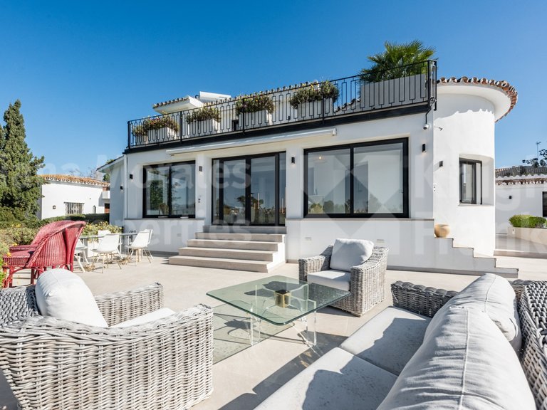 Villa for Sale in San Pedro De Alcantara, Malaga 30