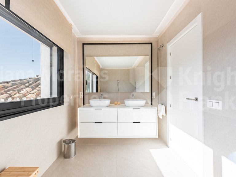 Villa for Sale in San Pedro De Alcantara, Malaga 23