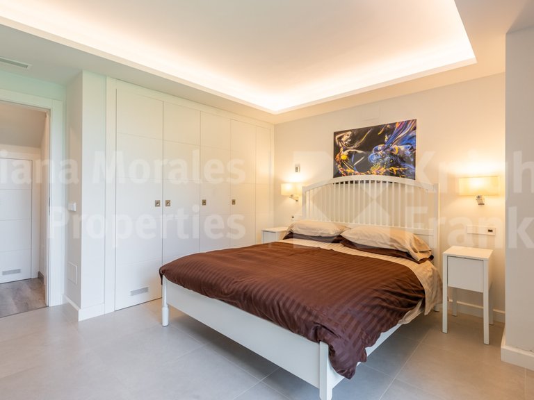 Villa for Sale in Marbella, Malaga 19