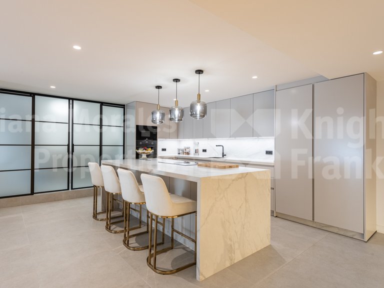 Apartment for Sale in Marbella, Malaga 9