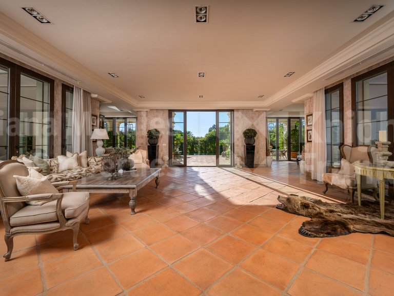 Villa for Rent in San Pedro De Alcantara, Malaga 41