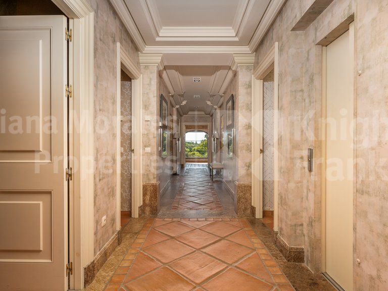 Villa for Rent in San Pedro De Alcantara, Malaga 38