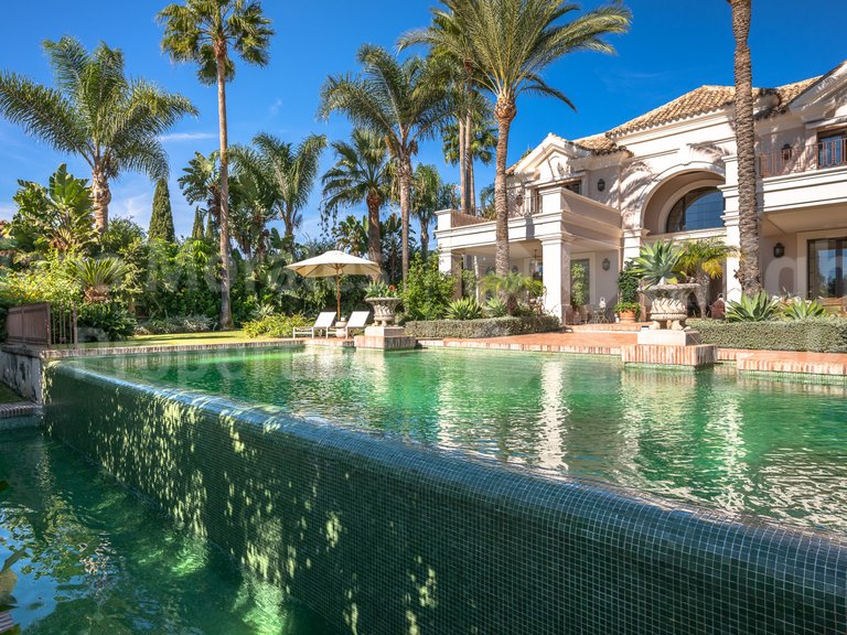 Villa for Rent in San Pedro De Alcantara, Malaga 55