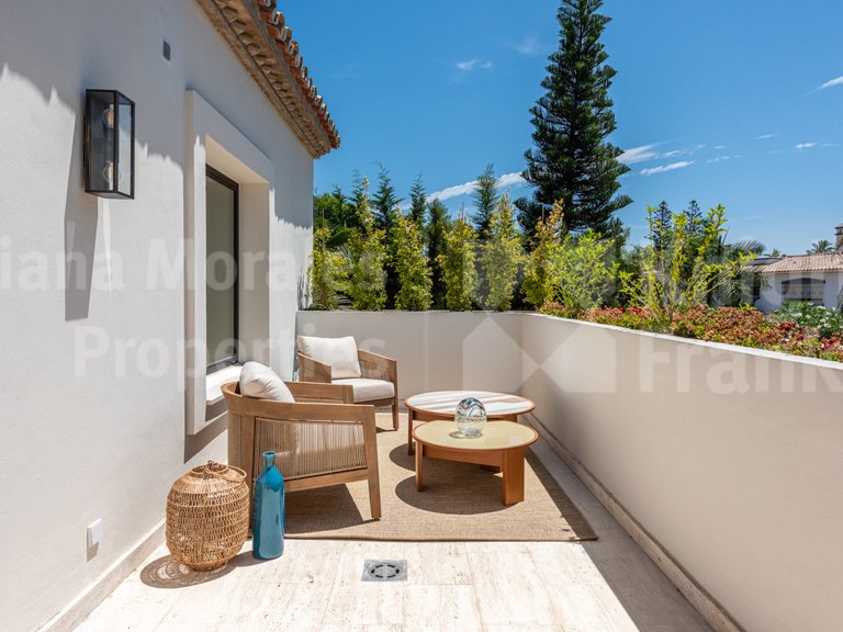 Villa for Sale in Estepona, Malaga 32