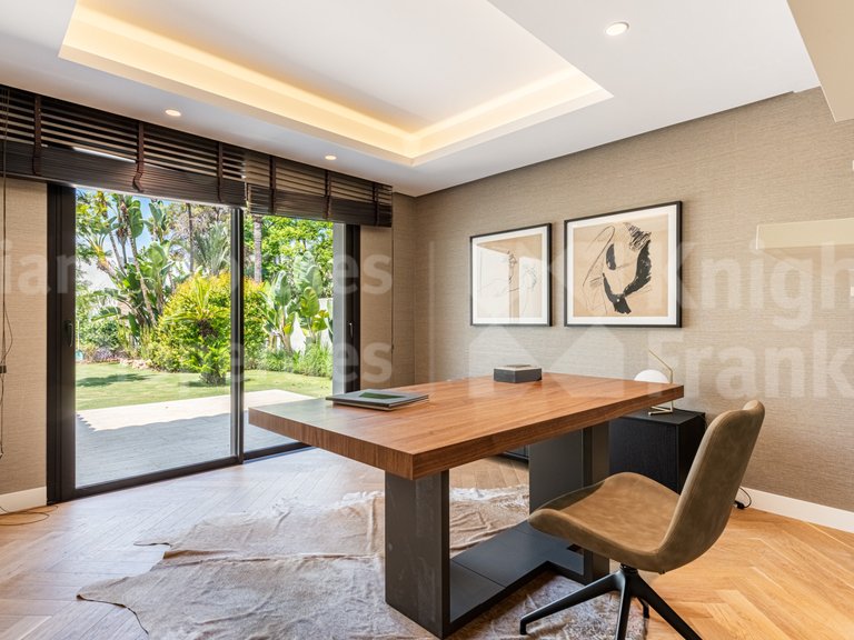 Villa for Sale in Estepona, Malaga 22