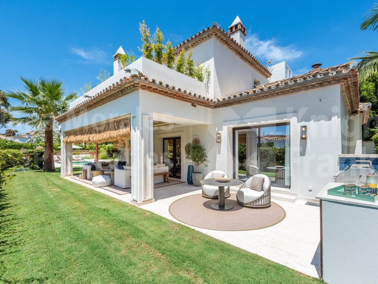 Villa for Sale in Estepona, Malaga 40