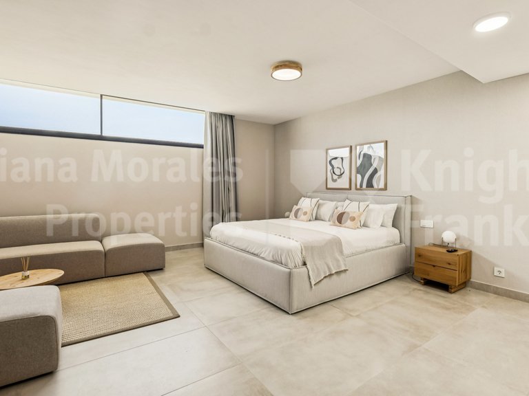 Villa for Sale in Benahavis, Malaga 10