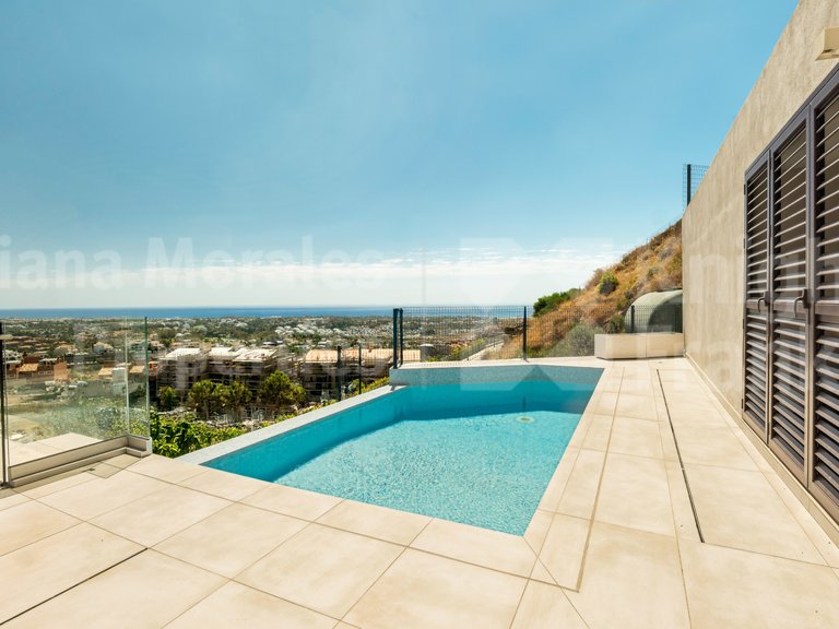 Villa for Sale in Benahavis, Malaga 23